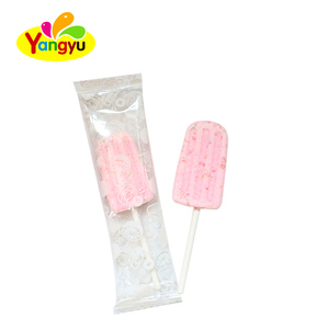 Venta caliente lindas tabletas en forma de helado de dibujos animados piruletas afrutadas para niños embalaje a granel sabor a leche de <span class=keywords><strong>fresa</strong></span> - Product Image 3