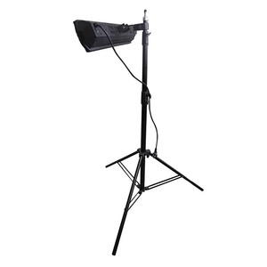 Chauffage infrarouge extérieur pliable 1500W IP65 étanche avec trépied, télécommande et contrôle tactile, portable pour terrasse - Product Image 2