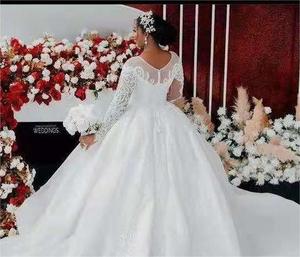 Shiny Lace Decorated Round Neck Tail Wedding <b>Dress</b> - Product Image 4