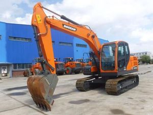 Machinerie de terrassement d'occasion Doosan DX130-9C avec moteur d'origine, haute qualité, également disponible : DX150LC-9C, DX140-9C, DH150, DX225 à vendre - Product Image 2