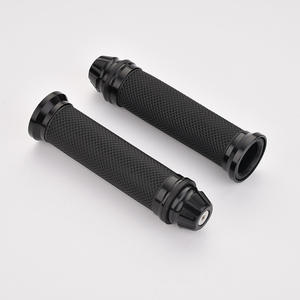 22mm 25mm pièces CNC de moto poignée de guidon en alliage d'aluminium TPE poignée en caoutchouc pour moto - Product Image 5
