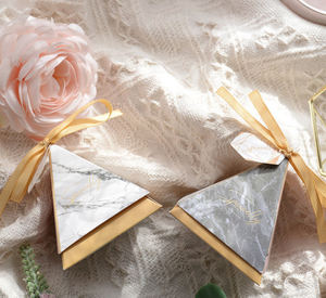 Nieuwe Creatieve Bruiloftbenodigdheden Europese Stijl Driehoek Lint Bruiloft Snoepdoos - Product Image 5