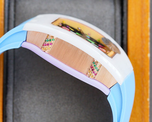 Reloj Mecánico 2025 de Lujo Ligero, Alta Calidad, con Esfera de Colores en Forma de Caramelo, Correa de Goma Resistente, Juvenil, Estilo Universitario, Superventas - Product Image 4