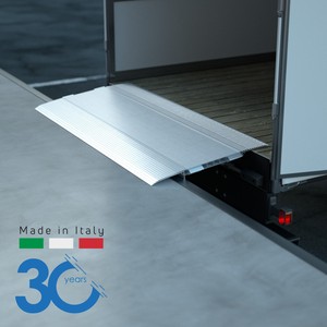 Puente Móvil para Carretillas Elevadoras, Rampa de Carga de Aluminio de Alta Resistencia con Perfiles Extruidos H40, Capacidad de 6000 kg - Product Image 1