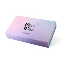 Boîte cadeau en carton recyclable sur mesure de luxe avec finition mate, fermeture magnétique, logo et design personnalisés pour brosses à cheveux