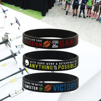 Bracelet de football américain pour enfants Sports Rugby Goal Bracelets en silicone promotionnels pour garçon Fête d'anniversaire Favors Rubber Event