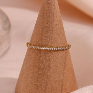 Style Européen Américain 18K Ultra-Fin Zircon En <span class=keywords><strong>Acier</strong></span> <span class=keywords><strong>Inoxydable</strong></span> Plaqué <span class=keywords><strong>Bague</strong></span> Polyvalente Bijoux Simple Bagues De Pierres Précieuses De Luxe - Product Image 5