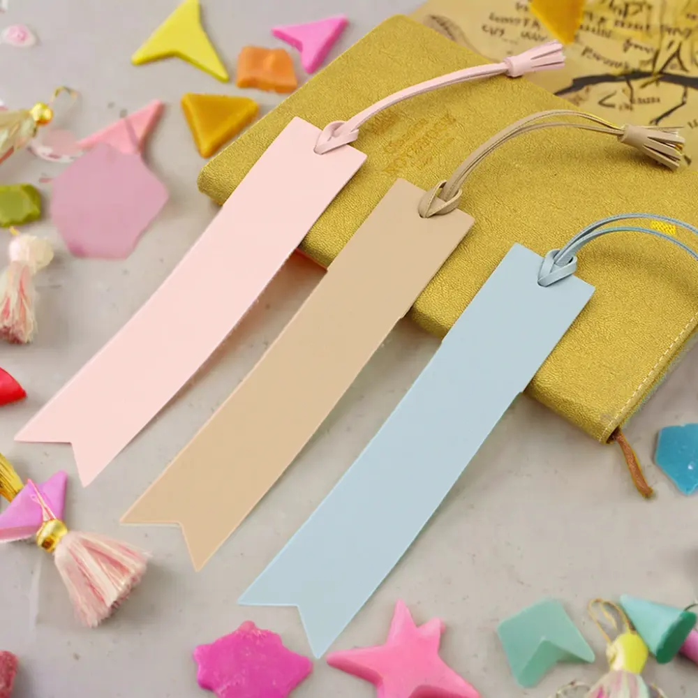 Schneller Versand Leder-Tassel-Lesezeichen niedliche Buchmarken Lesezeichen mit Tassel personalisiertes Geburtstagsgeschenk