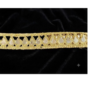 B.R. Borde Decorativo de Encaje con Patrón de Diamantes Dorados de 6 Pulgadas de Ancho para Saree, Lehenga, Bolsos, Regalos y Decoración Textil - Product Image 1