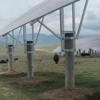 Système photovoltaïque fixe monopoteau pour poteaux, résistance à la corrosion C5, durée de vie 25-30 ans, angle d'inclinaison réglable, ISO
