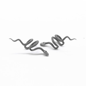 Pendientes de clip con forma de serpiente de Yunnique, diseño de zodiaco animal en plata tibetana, joyería de moda. - Product Image 5