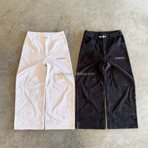 <span class=keywords><strong>กางเกง</strong></span><span class=keywords><strong>ยีน</strong></span><span class=keywords><strong>ส์</strong></span>เดนิมทรงตรงขากระบอกสำหรับผู้<span class=keywords><strong>ชาย</strong></span> ดีไซน์แบบแพทช์เวิร์ค ขอบดิบ ปิดด้วยกระดุมแบบคล้อง  สำหรับผู้ชาย - Product Image 2