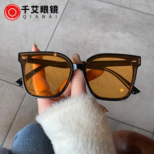 Gafas de sol retro naranja marrón para mujer, montura cuadrada grande, protección UV400, montura de PC, lentes tipo AC, 3 gafas de sol - Product Image 4