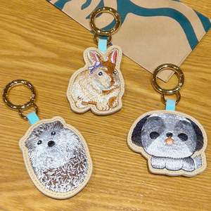 <span class=keywords><strong>Porte</strong></span>-clés <span class=keywords><strong>original</strong></span> et authentique, brodé motif chiot, pendentif de sac pour <span class=keywords><strong>femme</strong></span>, petit cadeau, décoration de voiture, commerce extérieur - Product Image 1