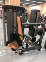 Nouvelle conception de machine à triceps à charge par poulie, équipement de fitness commercial pour la musculation des bras et du haut du corps en salle de sport