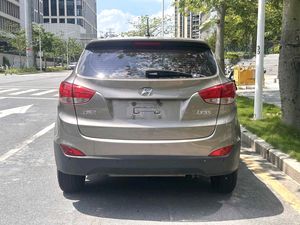 Hyundai ix35 2015 2.0L Auto 2WD Comfort SUV, Autos Usados, Autos de Segunda Mano, Auto Económico para Exportación - Product Image 4