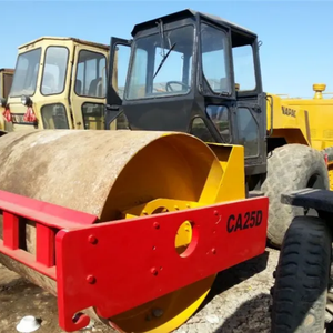 Rouleau compresseur à pneus monocylindre DYNAPAC CA25D d'occasion avec moteur et pompe multi-moteurs - Faible nombre d'heures de fonctionnement et bien entretenu - Product Image 4