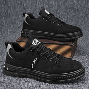 Men's Casual Sneakers Retro Sporty Style Slip-Resistant Board Shoes for Spring Autumn Winter Wholesale Shoes - Product Image 2