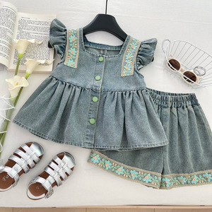 Nuovi Shorts in Denim Morbido di Cotone con Fiocco per Bambine Estate 2026 - Stile Carino e Alla Moda - Product Image 1