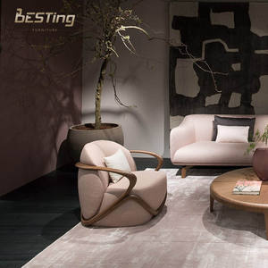 كرسي بذراعين بتصميم Wabi-sabi إيطالي عصري لغرفة المعيشة، كرسي مميز فاخر باللون البيج من خشب الجوز والقماش - Product Image 6