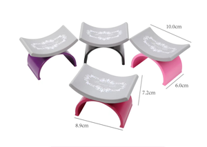 Coussin de manucure en silicone lavable en forme de U, support de bras pour soins des ongles en salon - Product Image 6