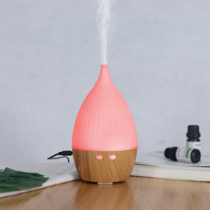 Diffuseur d'arômes en bois grainé 130 ml, humidificateur USB pour la maison, mini diffuseur d'huiles essentielles avec lumière LED, alimentation 5V - Product Image 2