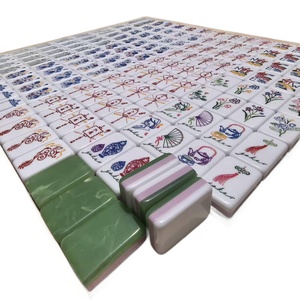Juego de Mahjong Americano Portátil Ecológico Personalizado con Brillo, Moderno y Lujoso, 166 Fichas de Acrílico, Tablero con Joker Grabado, Juegos de Mesa - Product Image 1