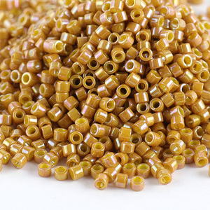 <span class=keywords><strong>Perles</strong></span> <span class=keywords><strong>de</strong></span> rocaille cylindriques Miyuki Delica 11/0, haute résistance <span class=keywords><strong>de</strong></span> la couleur, 10g/flacon, <span class=keywords><strong>perles</strong></span> en verre <span class=keywords><strong>de</strong></span> qualité supérieure pour la création <span class=keywords><strong>de</strong></span> bijoux DIY - Product Image 3