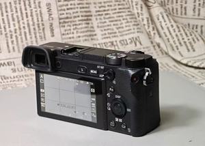 Appareil photo hybride Sony A6300 d'occasion, boîtier seul, 24,2 MP APS-C, vidéo 4K, bon état, prêt à être expédié - Product Image 4