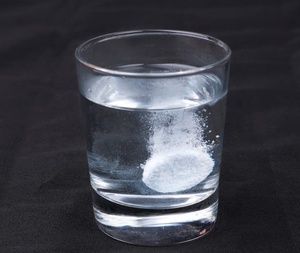 Aangepaste Private Label Tanden Schonere Mondhygiëneproducten Kunstgebit Reinigingstabletten - Product Image 5