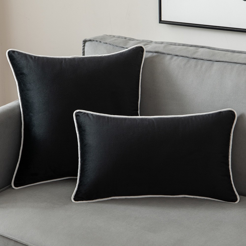 Bordure contrastée avec passepoil noir et blanc