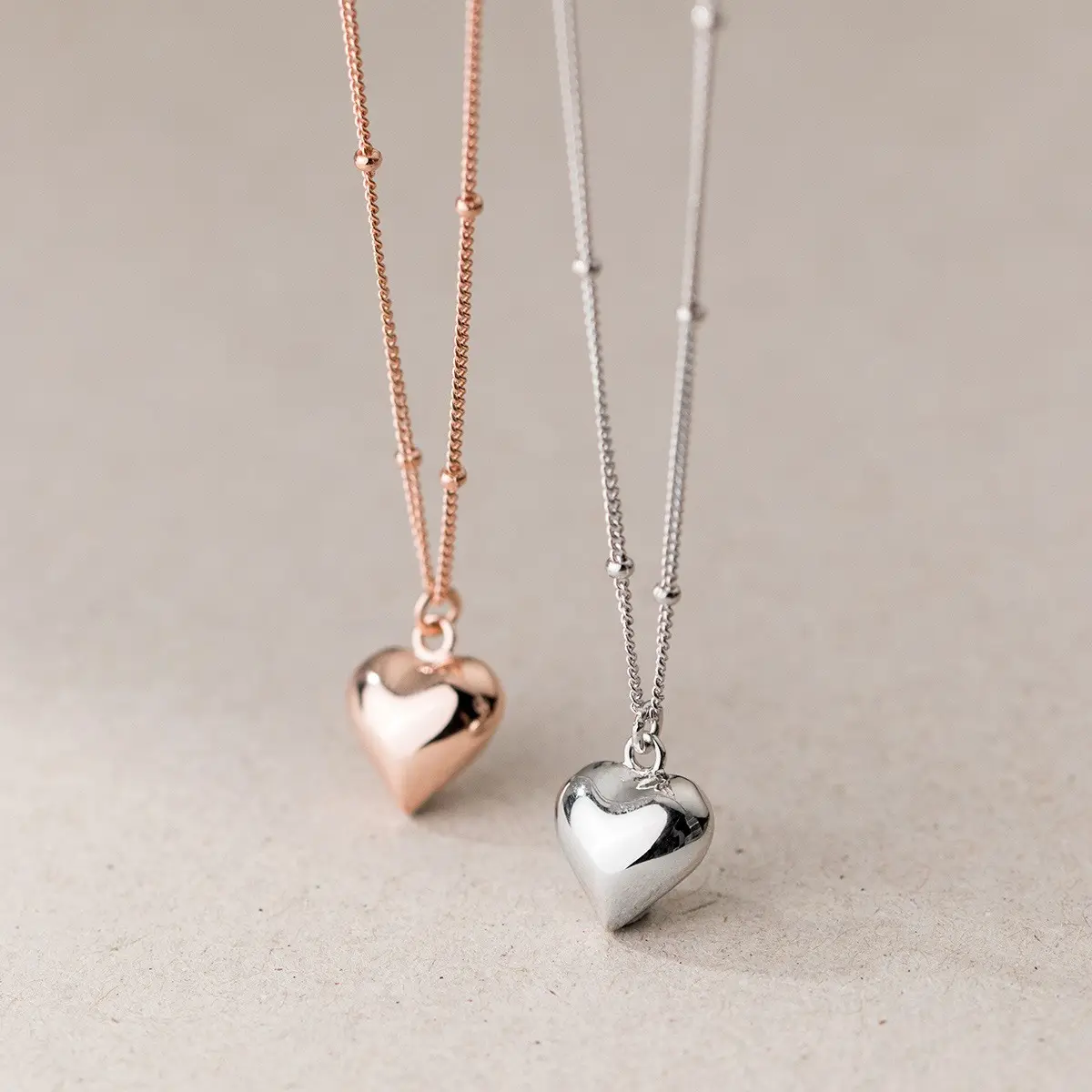 Simple bead temperament INS decoration Sweet girl 3D heart pearl clavicle chain silver champagne pendant necklace