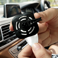 Diffuseur de parfum rechargeable pour voiture, à clipser sur grille d'aération, avec logo personnalisé, accessoires de parfum d'intérieur automobile, vente en gros