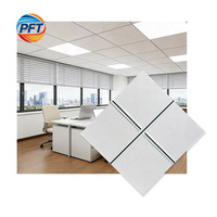 Plafond en PVC carré moderne, ignifuge, résistant à l'humidité, insonorisant, pour centre commercial, hôtel, hôpital, gymnase, atelier, appartement