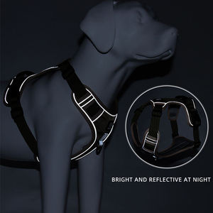 Arnés de perro mascota acolchado suave ajustable de alta calidad con mango de entrenamiento de fácil control para perros - Product Image 4