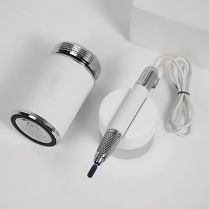 High Quality Waterproof and Brushless <b>Nail</b> Polish Remover Specifically Designed for European and American <b>Nail</b> Salons - Product Image 2