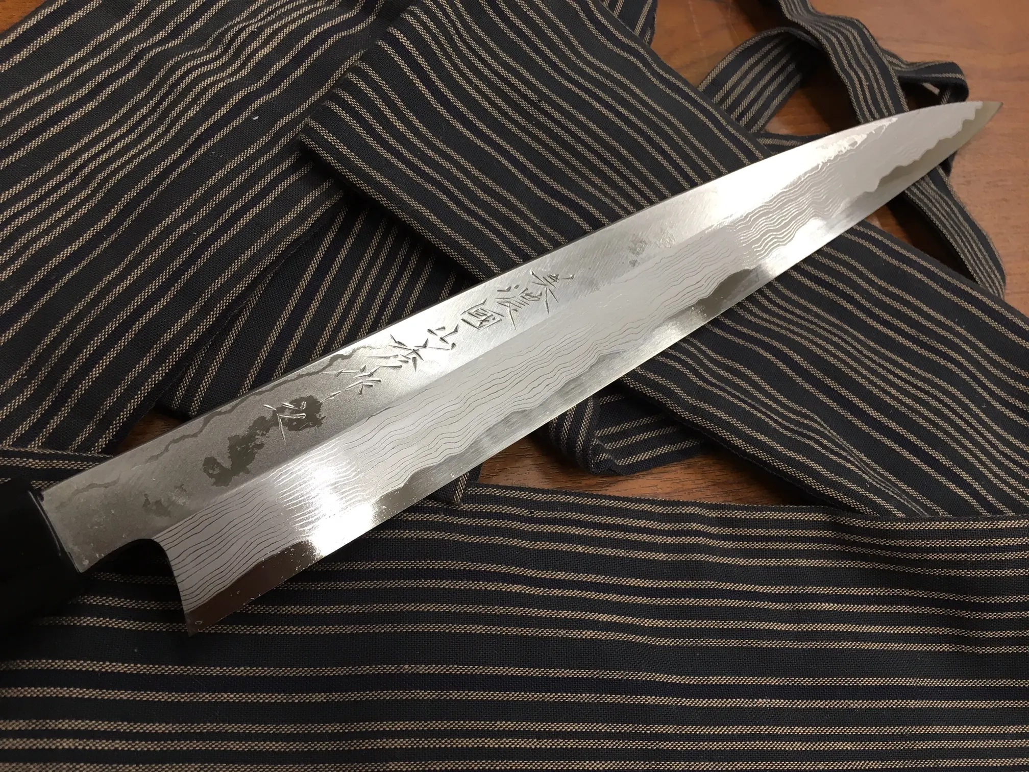 سكاكين وملحقات المطبخ اليابانية التقليدية الاحترافية