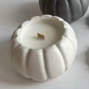 Bougie artisanale en cire de soja parfumée citrouille d'Halloween, vente en gros transfrontalière personnalisée pour cadeaux et décorations de fêtes et anniversaires - Product Image 4