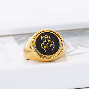 Yunnique Anillo giratorio de acero inoxidable para hombre con letra P con incrustaciones negras de doble cara, regalo de joyería de moda - Product Image 2