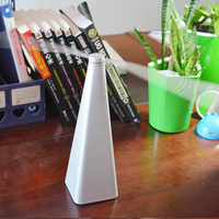 Ventilateur de table anti-mouche solide alimenté par batterie Pièges anti-insectes sans produits chimiques avec perception visuelle accrue