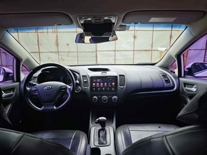 Véhicule d'occasion KIYA 2015 à succès, sièges en cuir turbo, automatique, conduite à gauche, <span class=keywords><strong>7</strong></span> <span class=keywords><strong>places</strong></span>, <span class=keywords><strong>prix</strong></span> abordable - Product Image 5