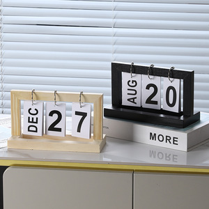 Calendrier de bureau perpétuel en bois Mystic Arts pour la décoration de la maison ou du bureau, idéal comme cadeau - Product Image 1