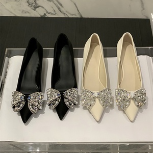 Nouvelles Chaussures à Talons Hauts Pointus et Élégantes, à Bouche Peu Profonde, Tendance et Polyvalentes, Haut de Gamme - Product Image 4