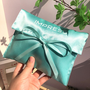 Bolsa de satén con logotipo personalizado impreso, doble capa, para ropa, pelucas, regalos, OEM/ODM, venta al por mayor, color verde - Product Image 2