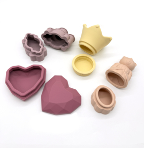 Lot <span class=keywords><strong>de</strong></span> 4 jouets <span class=keywords><strong>de</strong></span> <span class=keywords><strong>bain</strong></span> en silicone en forme <span class=keywords><strong>de</strong></span> princesse, faciles à nettoyer et à presser, pour bébés <span class=keywords><strong>de</strong></span> 6 à 12 mois - Product Image 3