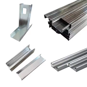 Perno de Metal de bajo precio personalizado de fábrica de Tianjin, Canal <span class=keywords><strong>U</strong></span> y pista, materiales de construcción, perfil de acero para paneles de yeso - Product Image 1