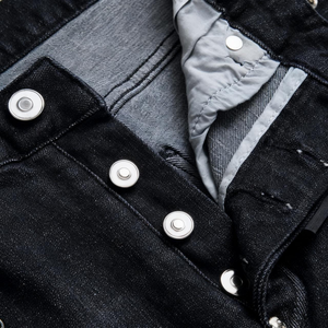 <span class=keywords><strong>Jeans</strong></span> da <span class=keywords><strong>Uomo</strong></span> AeeDenim Italiani Neri a <span class=keywords><strong>Vita</strong></span> Media, Ecologici, <span class=keywords><strong>con</strong></span> Doppia Cerniera e Ciondolo Decorativo a Pois - Product Image 2