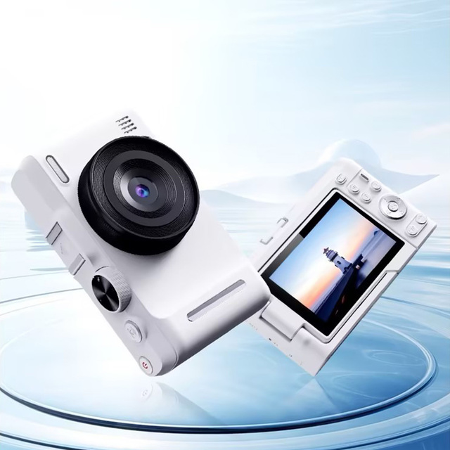 2026 New Professional Smart 4K Outdoor Vlogging Digital Camera 17x-30x Optical Zoom Rechargeable Battery TF Card 64GB Storage