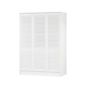 Armadio Bianco a 3 Ante con Persiane e Comodi Ripiani per la Camera da Letto - Product Image 1
