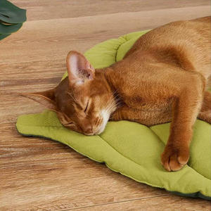 Manta de algodón suave para mascotas, Alfombrilla en forma de hoja para perros y gatos, cama lavable para cachorros - Product Image 5